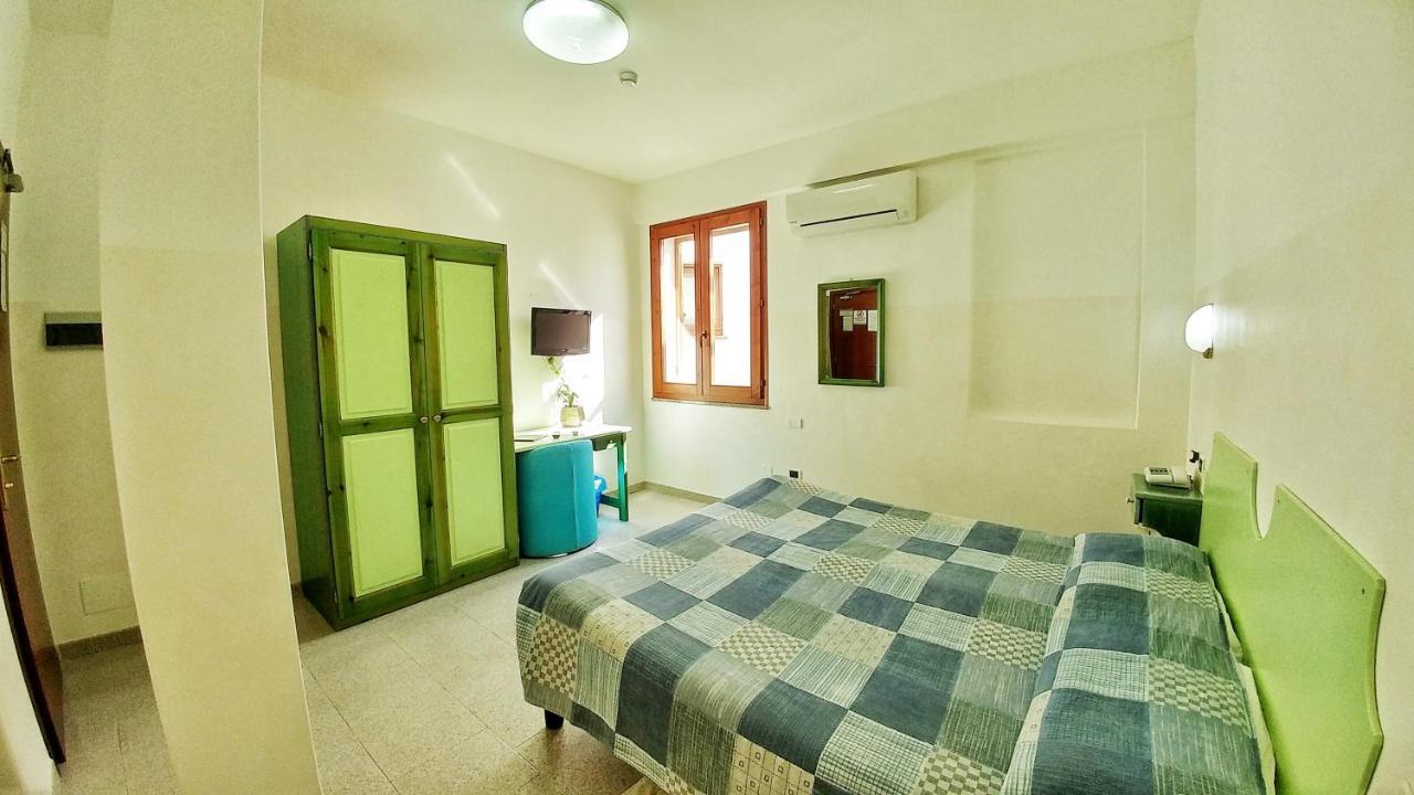 Hotel Meridiana Arbus Exterior photo