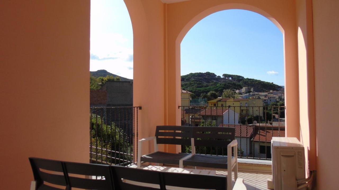 Hotel Meridiana Arbus Exterior photo